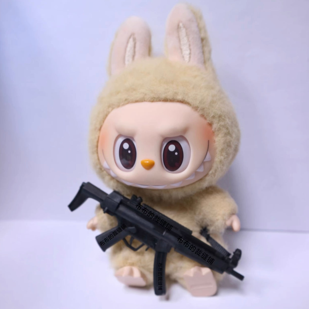 Labubu Doll Gun Model Accessory MP5 1:6 Scale | Cute Cool Toy Gun Accessory | Fits Gen 1/2/3 | 15-17cm Dolls