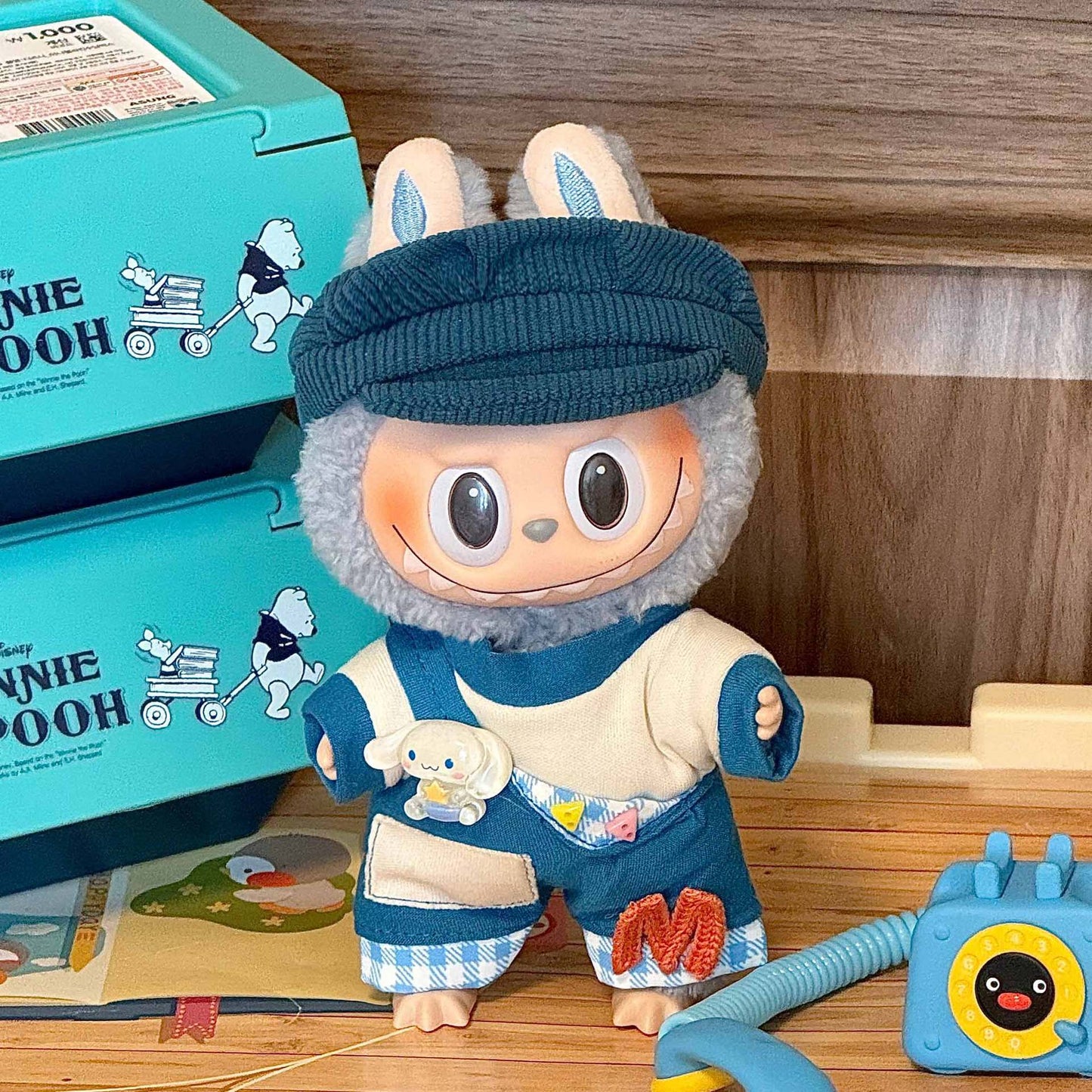 Labubu Doll Outfit 6.7'' | Adorable Blue & Beige T-Shirt, Letter Overalls with Cinnamon Dog & Geometric Accessories – Fits Labubu Gen 1/2/3